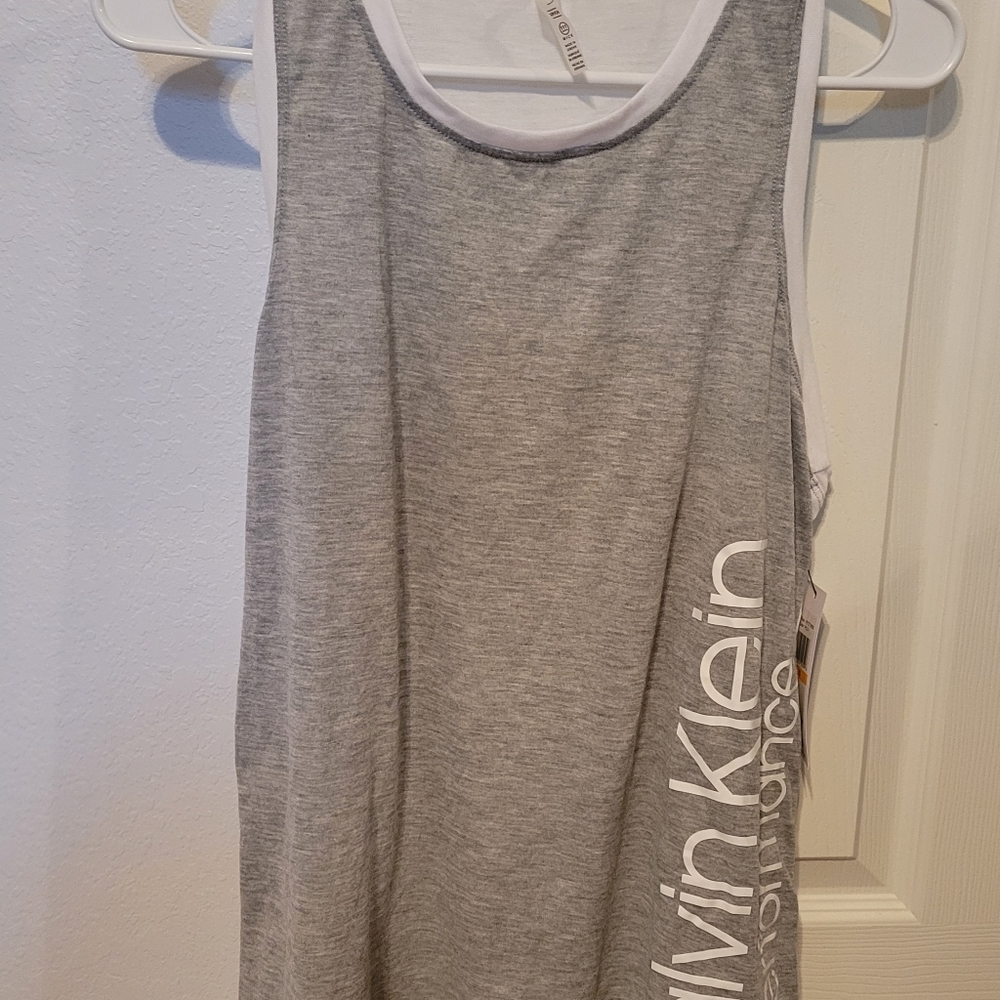 CK performance shirt